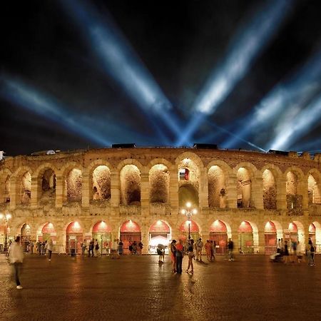Attico Quarto Di Luna Verona Exterior foto